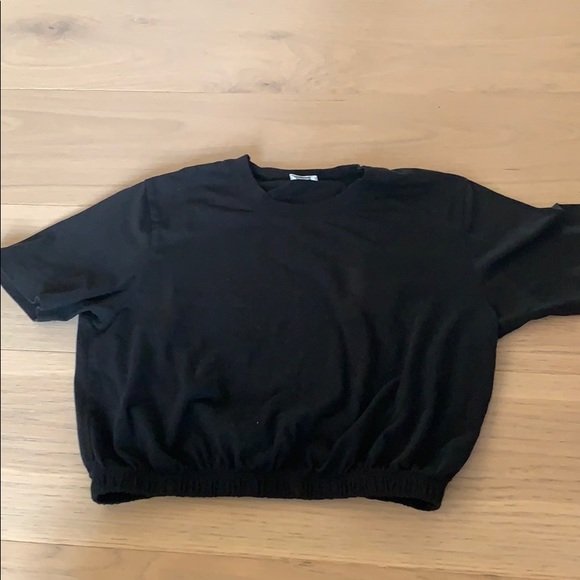 ARITZIA👛 CROP TOP - Picture 1 of 3